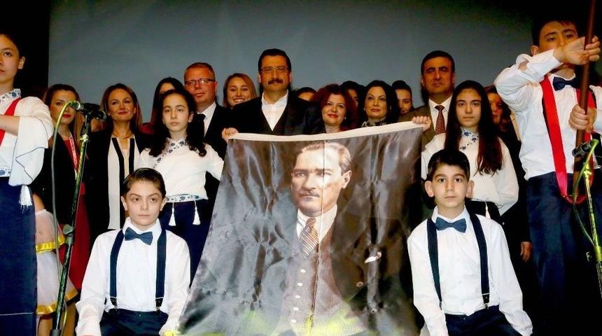 23 Nisan Mamuşalı Çocuklarla Kutlandı