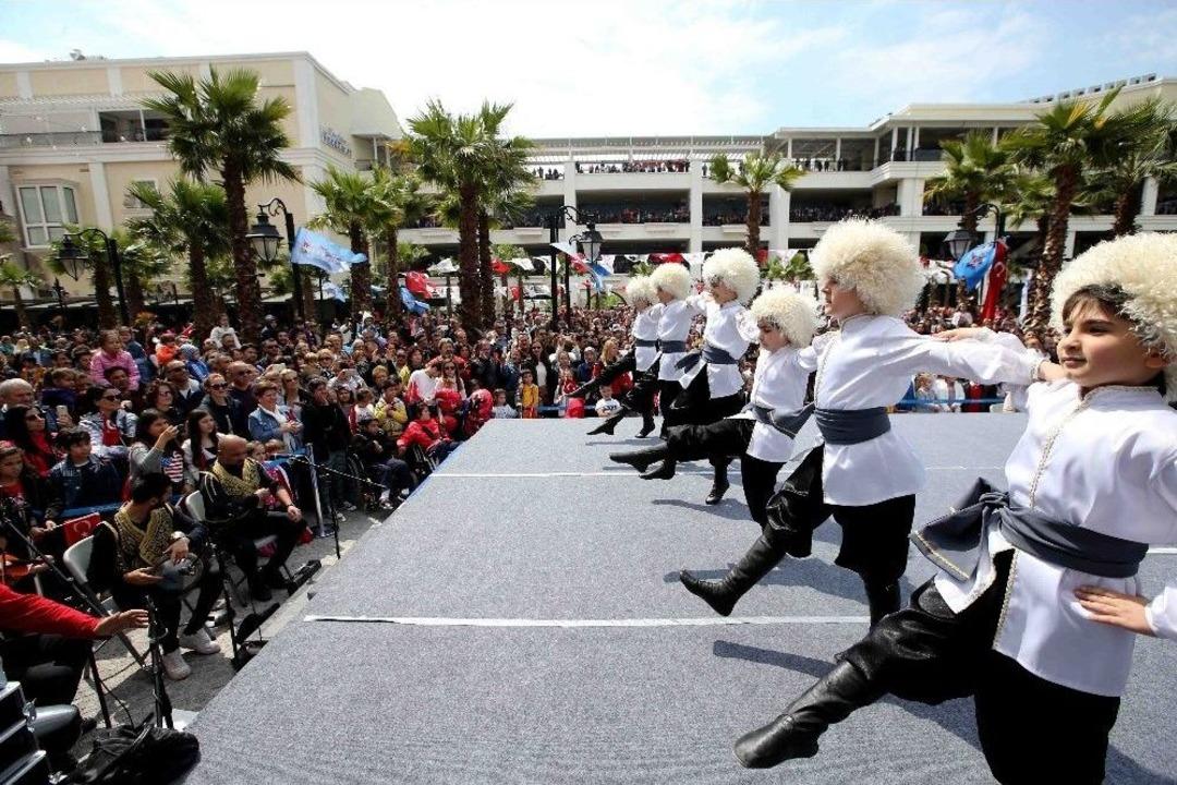 Uluslararası &Ccedil;ocuk Şenliği&rsquo;ne Muhteşem Final