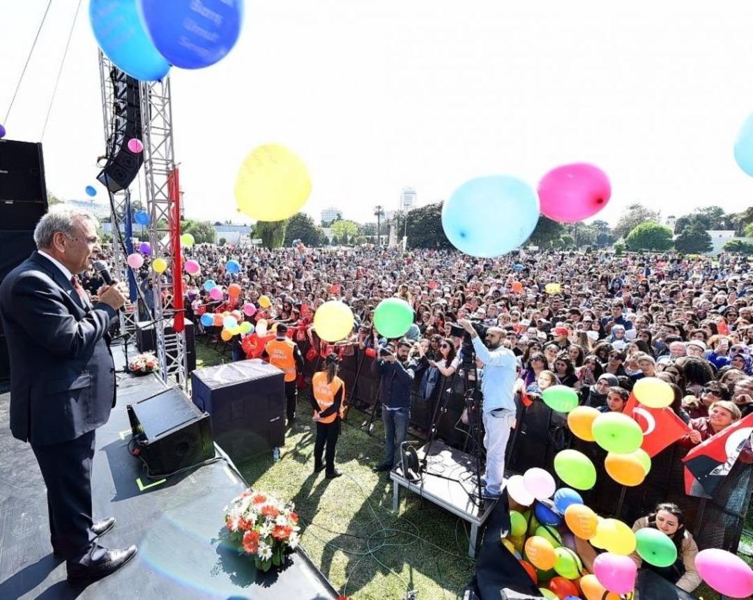 Bir Bayram B&ouml;yle Ge&ccedil;ti