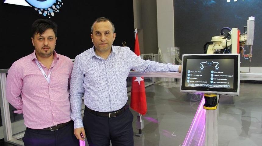 &rsquo;istanbul Autoshow&rsquo;da Robot Şov