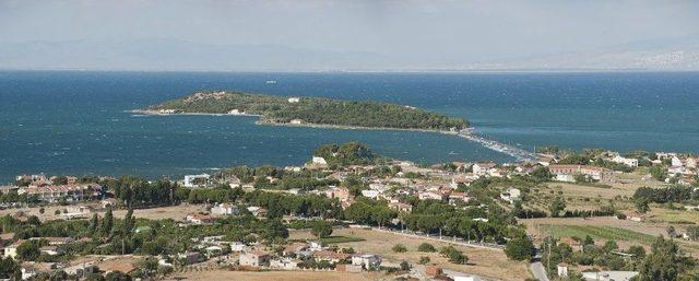 Urla’ya 9.4 Milyon Liralık Yağmur Suyu Yatırımı