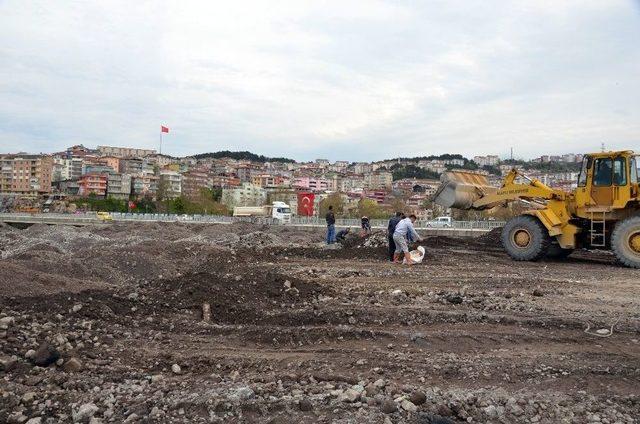 (özel Haber) Ekmeğini Demirden Çıkarıyorlar