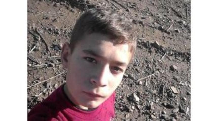 23 Nisan Kutlamasından D&ouml;nerken &Ccedil;aya D&uuml;şen &Ccedil;ocuk &Ouml;ld&uuml;