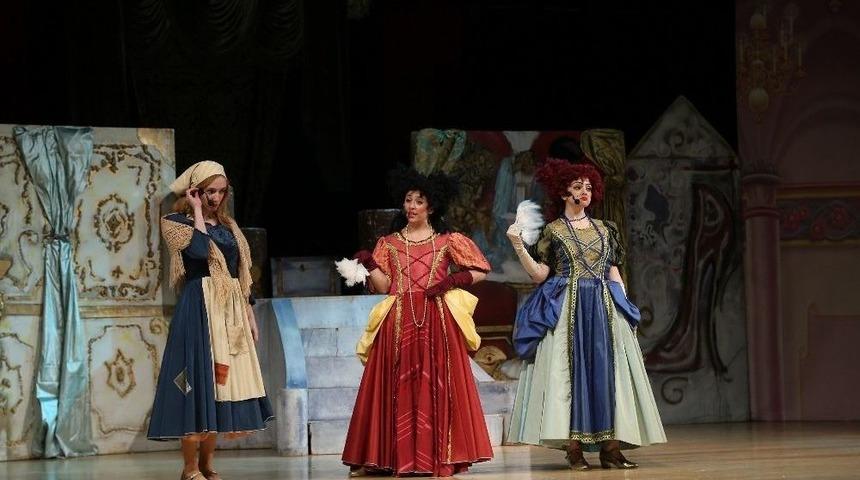 Sindrella Sahnelendi