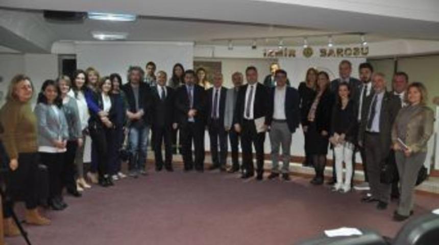 İzmir Barosu Ve Yaşan &Uuml;niversitesinden Orta Sempozyum