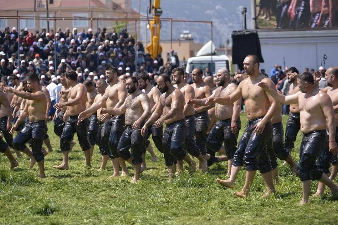 12. D&ouml;şemealtı Yağlı G&uuml;reşleri