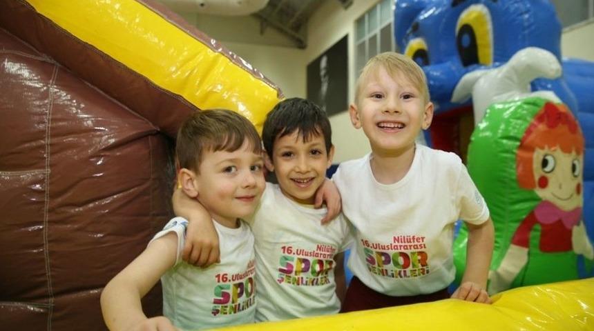 Nil&uuml;fer&rsquo;de Spor Şenlikleri Coşkusu