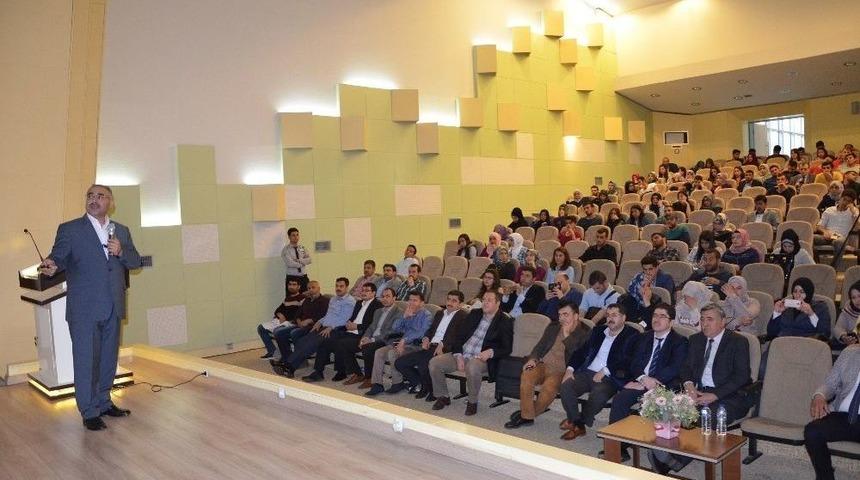 Harran &Uuml;niversitesinde Medya Ve Ekran Bağımlılığı Semineri