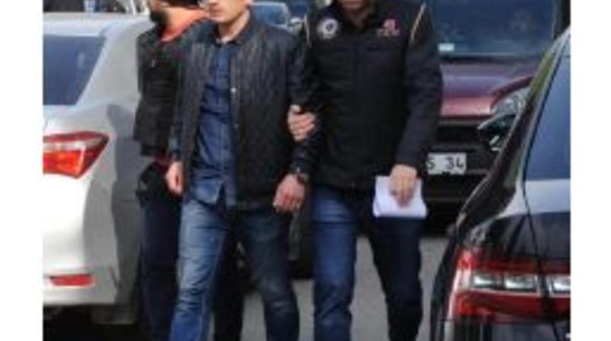 Samsun'da 3 Eski Polise Fet&ouml; G&ouml;zaltısı