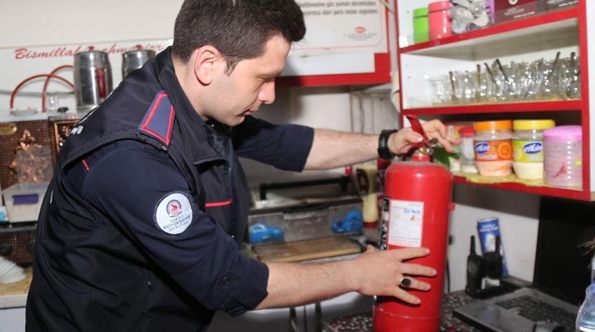 Otob&uuml;s Terminalinde Denetim