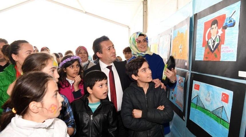Tuzla Belediyesi G&ouml;n&uuml;l Elleri &Ccedil;arşısı&rsquo;na Kayıtlı &Ccedil;ocuklar, &ldquo;kahramanlık&rdquo;ı Resmetti
