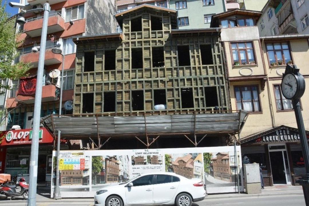 Başkan Doğan&rsquo;dan İzmit&rsquo;in Tarihi Yapılarına Destek