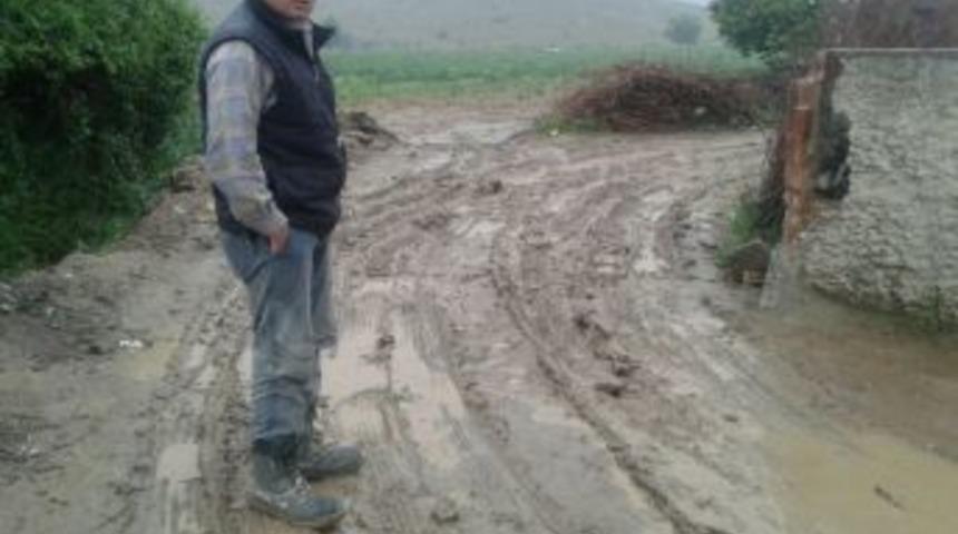 Kaymak&ccedil;ı Yağmur Sonrası &Ccedil;amur Deryasına D&ouml;nd&uuml;