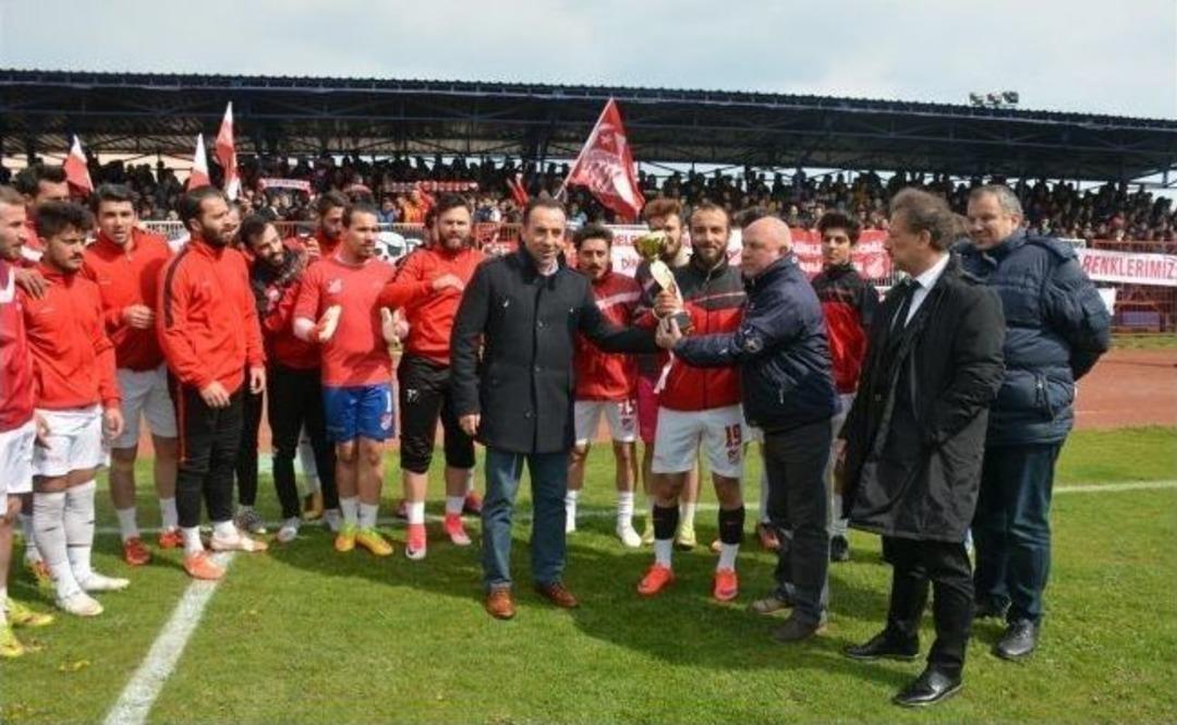 Bal&rsquo;a Y&uuml;kselme Ma&ccedil;ında Bilecikspor&rsquo;u 4-0 Yenen Vitraspor Yoluna Devam Etti