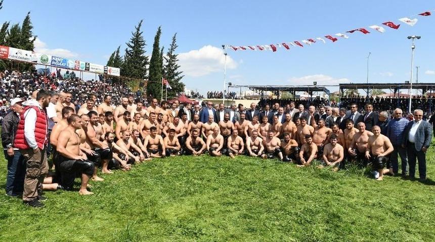 Konyaaltı’nın Başpehlivanları Hızlı Başladı