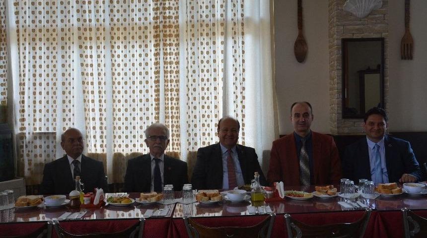 Başkan &Ouml;zakcan, Şof&ouml;rlerle Bir Araya Geldi