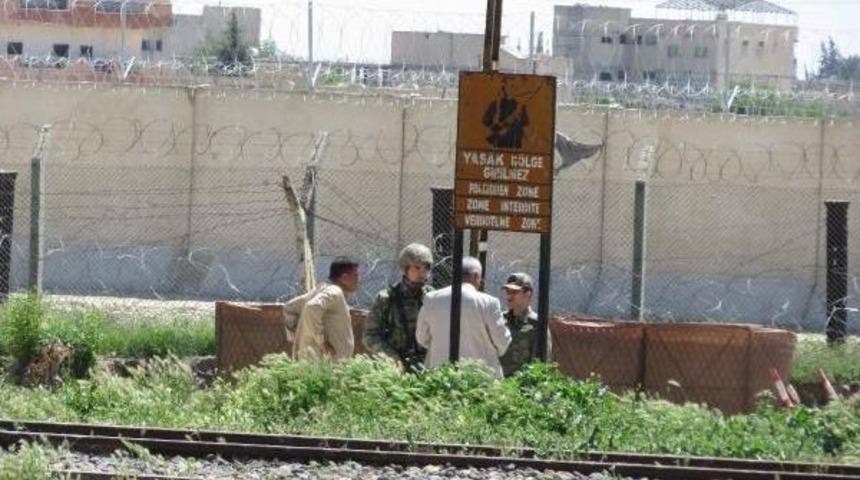 T&uuml;rkiye'de &Ouml;ld&uuml;, Vasiyeti Nedeniyle Telabyad'da Defnedildi