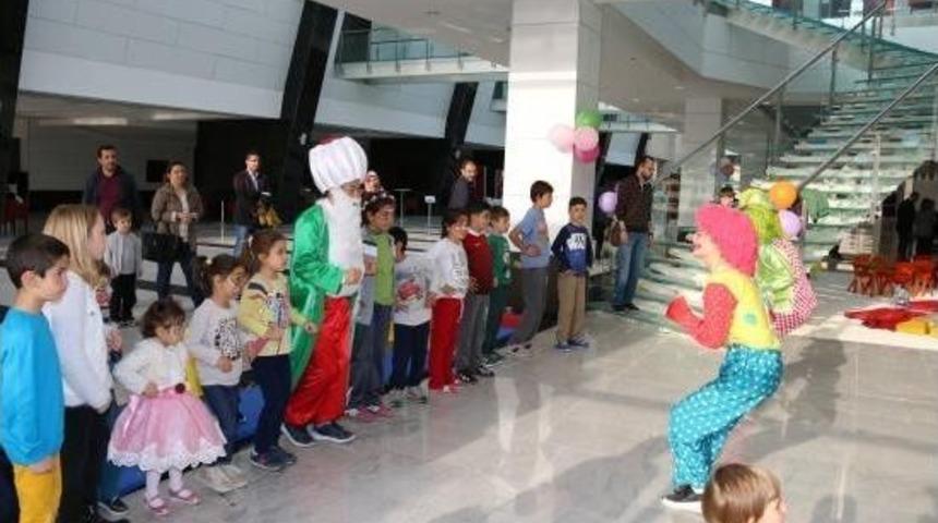 Ne&uuml; &Ccedil;ocuk Eğitimi Araştırma Ve Uygulama Merkezi A&ccedil;ılış Programı D&uuml;zenledi