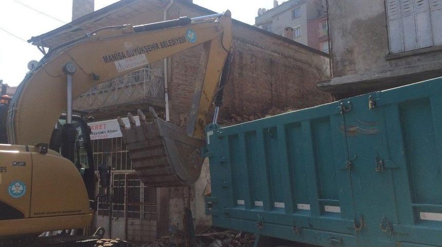 Tarihi Yapı G&uuml;n Y&uuml;z&uuml;ne &Ccedil;ıkıyor