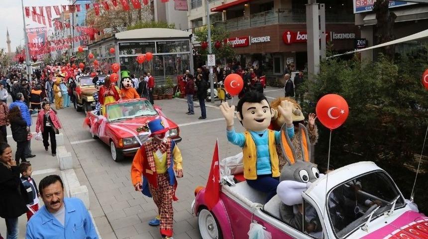 Uşak Belediyesi &Ccedil;ocuk Festivali Başladı