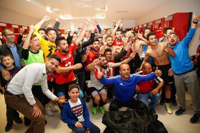 Gaziantep Derbisini Şehitkamil Belediyespor Kazandı