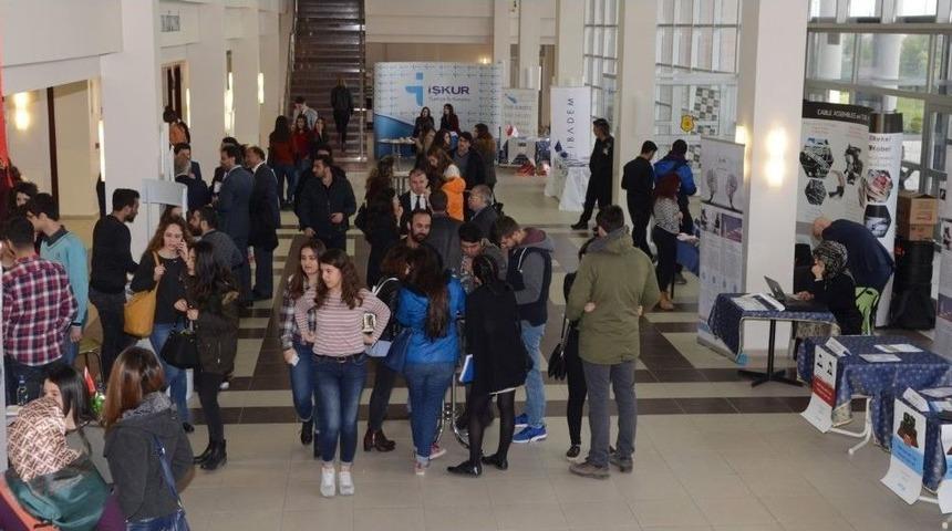 Esog&uuml; İibf Kariyer G&uuml;nleri&rsquo;nin 12.&rsquo;si Ger&ccedil;ekleşti