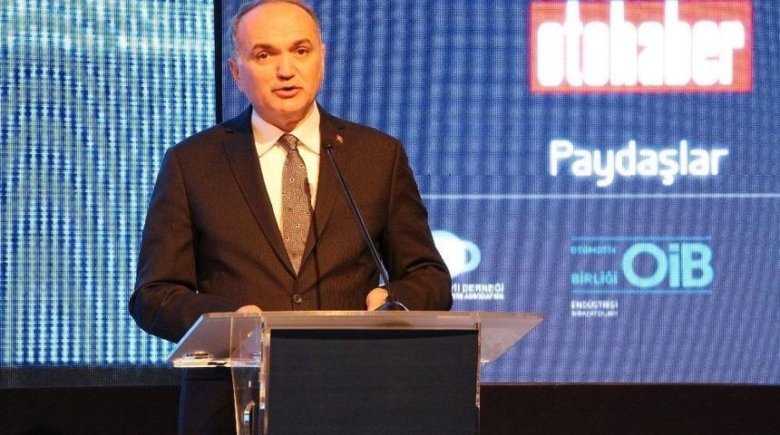 Bakan &Ouml;zl&uuml;: "yerli Bir Otomobil Markası Oluşturmayı &Ouml;nemsiyoruz"