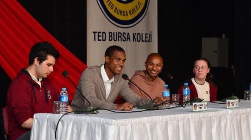 Bursaspor &Ouml;ğrencilerle Buluştu