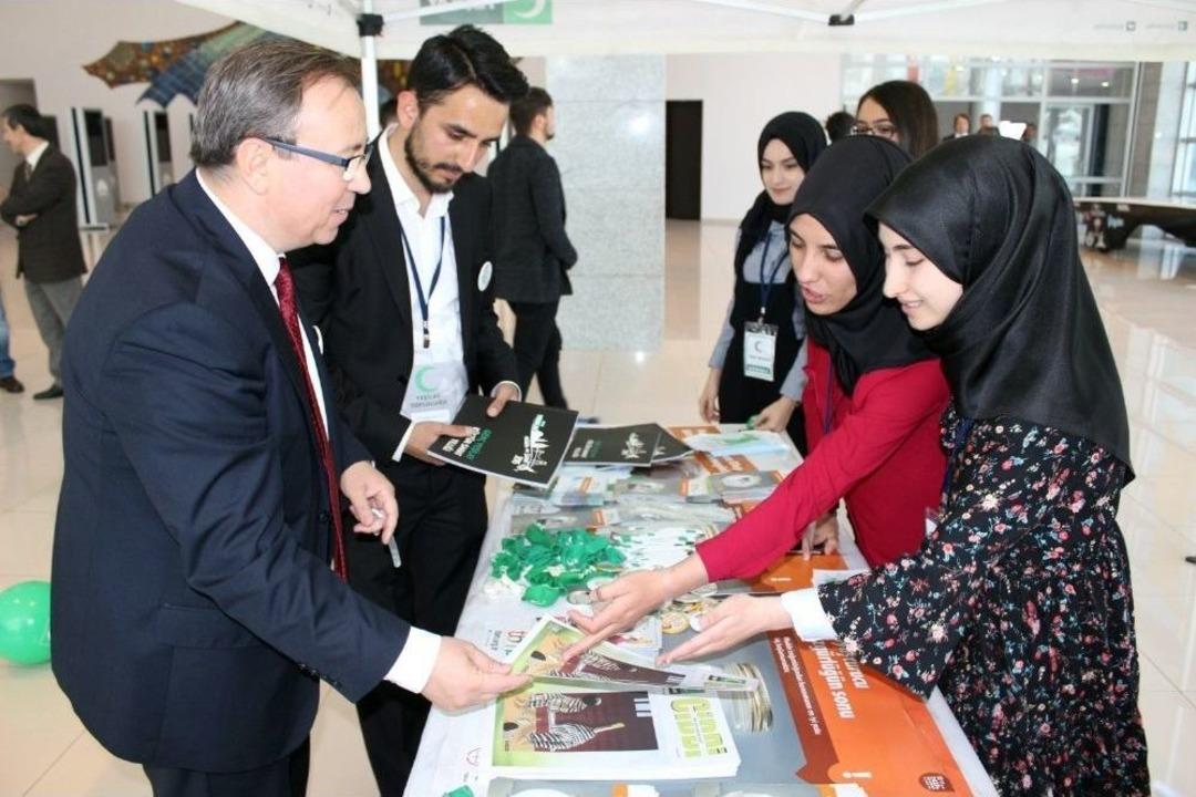 Trakya &Uuml;niversitesinden Bağımlılıklara Karşı Bilgilendirme Toplantısı