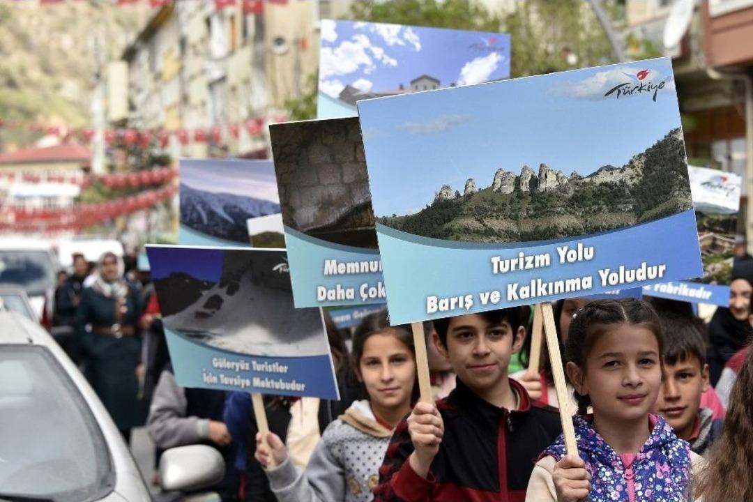 G&uuml;m&uuml;şhane&rsquo;de Turizm Haftası Kutlandı