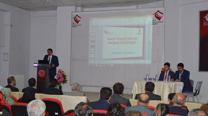 Okul M&uuml;d&uuml;rleri Ve Rehber &Ouml;ğretmenler Bilgilendirildi