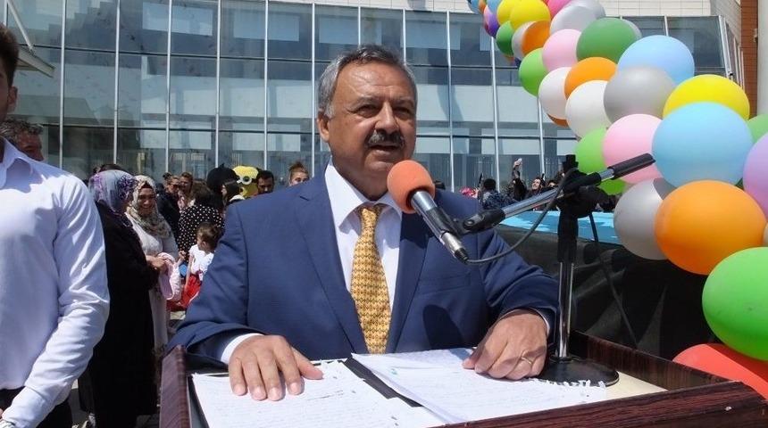 Burhaniye Belediyesi&rsquo;nden &Ccedil;ocuk Şenliği