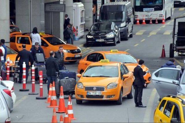 Taksilere Müfettişlerden ‘Mühürsüz Taksimetre’ Denetimi