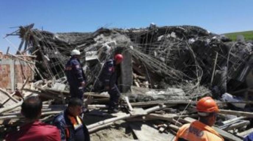 Diyarbakır'da Göçük: 1 Ölü, 2 Yaralı