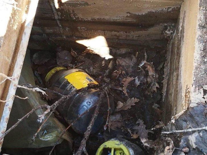 Tunceli’de C-4 Patlayıcı Ve Silahlar Ele Geçirildi G4