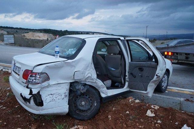 Kastamonu’da İki Otomobil Çarpıştı: 7 Yaralı