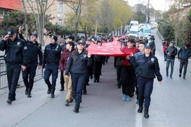 Zonguldak’Ta ‘57’Nci Alay Çanakkale Vefa Yürüyüşü’