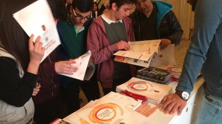 Hatice Karataş: “konyalı Öğrenciler İngilizce Eğitimine Önem Veriyor”