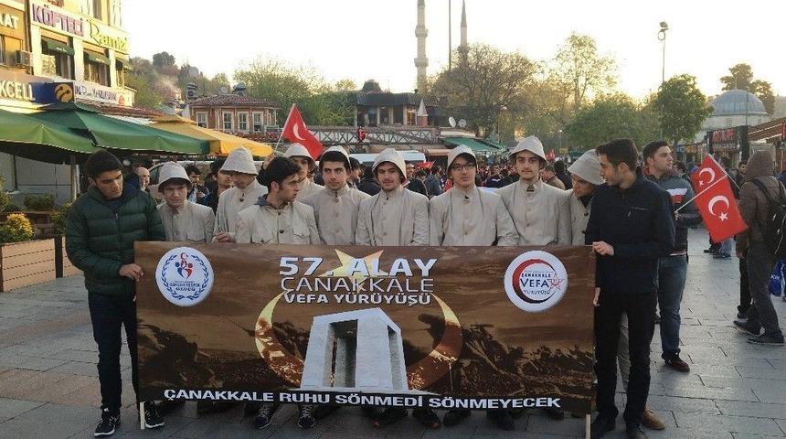 Gen&ccedil;ler 57&rsquo;nci Alay Şehitleri İ&ccedil;in Y&uuml;r&uuml;d&uuml;