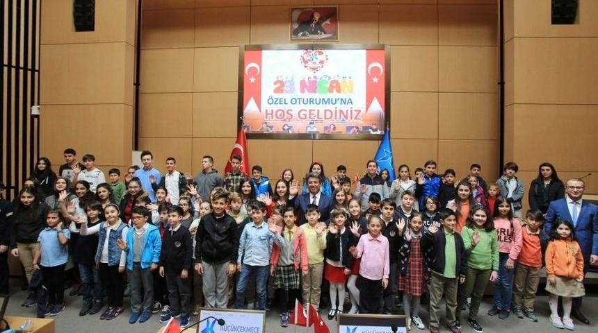 &Ccedil;ocuk Meclisi&rsquo;nde 23 Nisan &Ouml;zel Oturumu