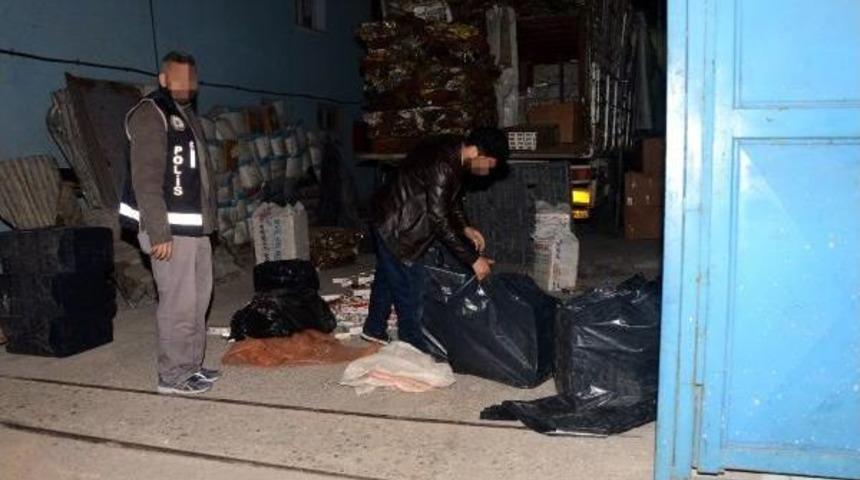 Hurda Deposunda 500 Bin Paket Kaçak Sigara Ele Geçirildi