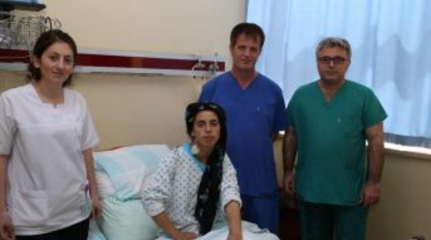 Koltuk Altından Kalp Deliği Ameliyatı