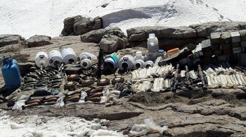 Tsk: &ldquo;şırnak&rsquo;ta &Ccedil;ok Sayıda Silah, M&uuml;himmat Ve Yaşam Malzemesi Ele Ge&ccedil;irildi&rdquo;