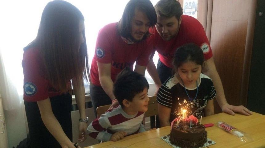 Takımlarının Formalı İle Mutlu Oldular