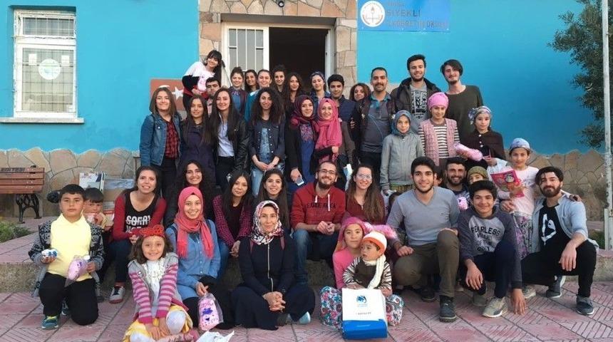 &Uuml;niversiteli Gen&ccedil;ler Okulu Yeniledi