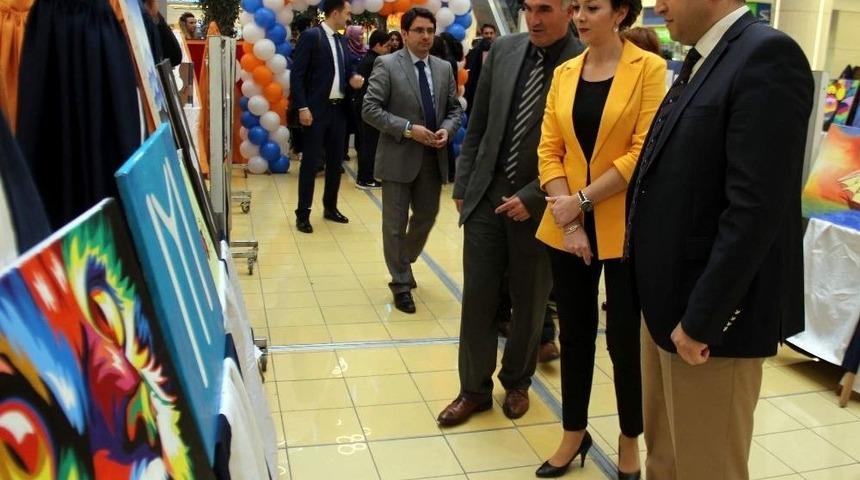 Tekden Koleji &Ouml;ğrencileri Eserlerini Sergiledi