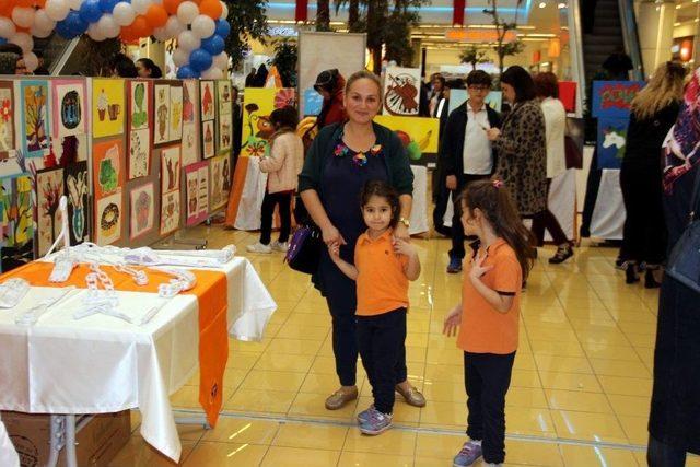 Tekden Koleji Öğrencileri Eserlerini Sergiledi