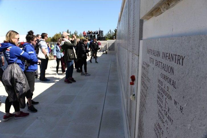 Avustralyalılar Dedelerinin Mezarında G3