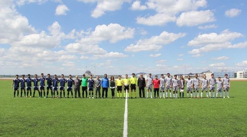 Kırklareli &Uuml;niversitesi "2017 Yılı Spor M&uuml;sabakaları&rdquo; Başladı