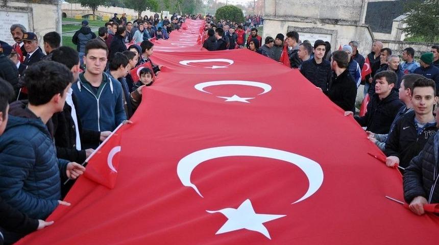 Edirne &rsquo;57. Alay&rsquo; Şehitleri İ&ccedil;in Y&uuml;r&uuml;d&uuml;